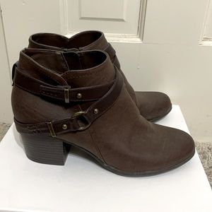 Indigo Rd. women’s booties size 9